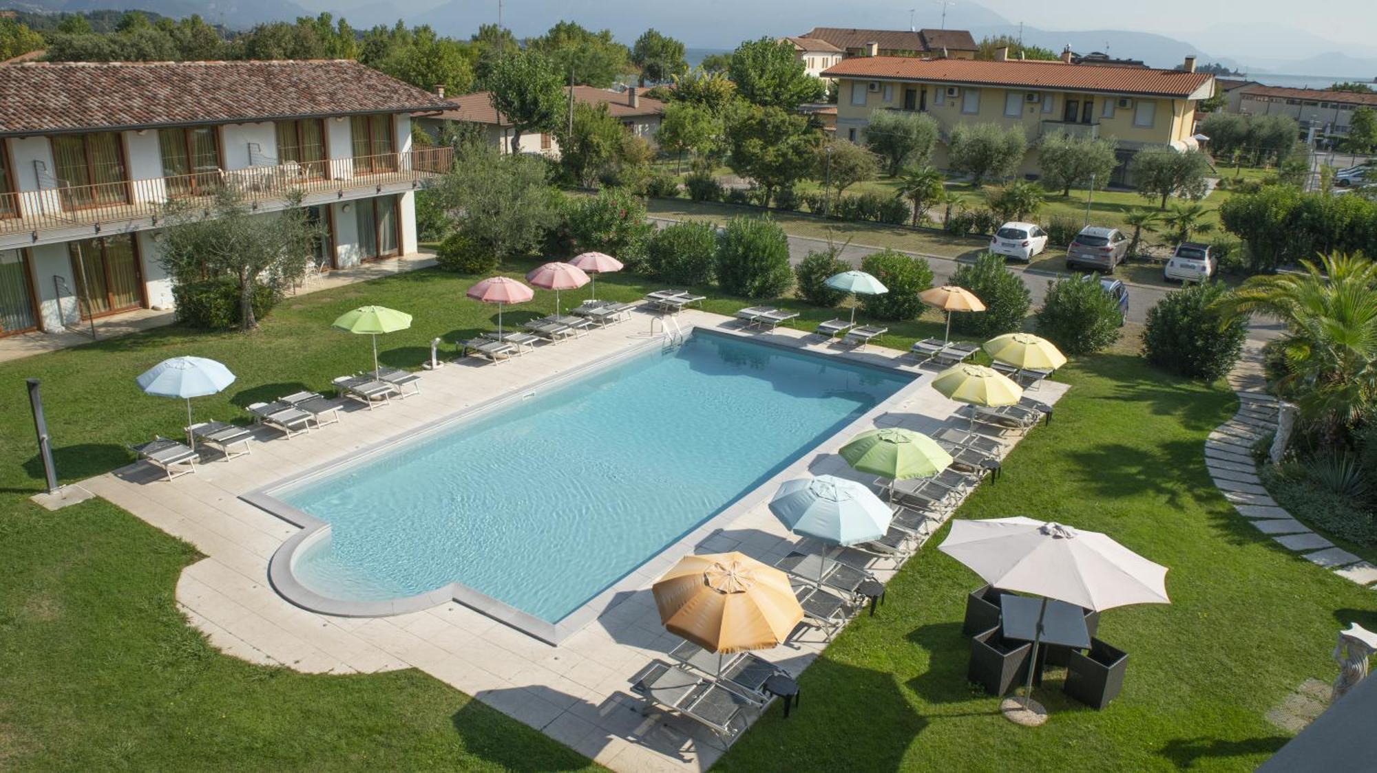 Residence Molino - Holiday Apartments Manerba del Garda Exterior photo