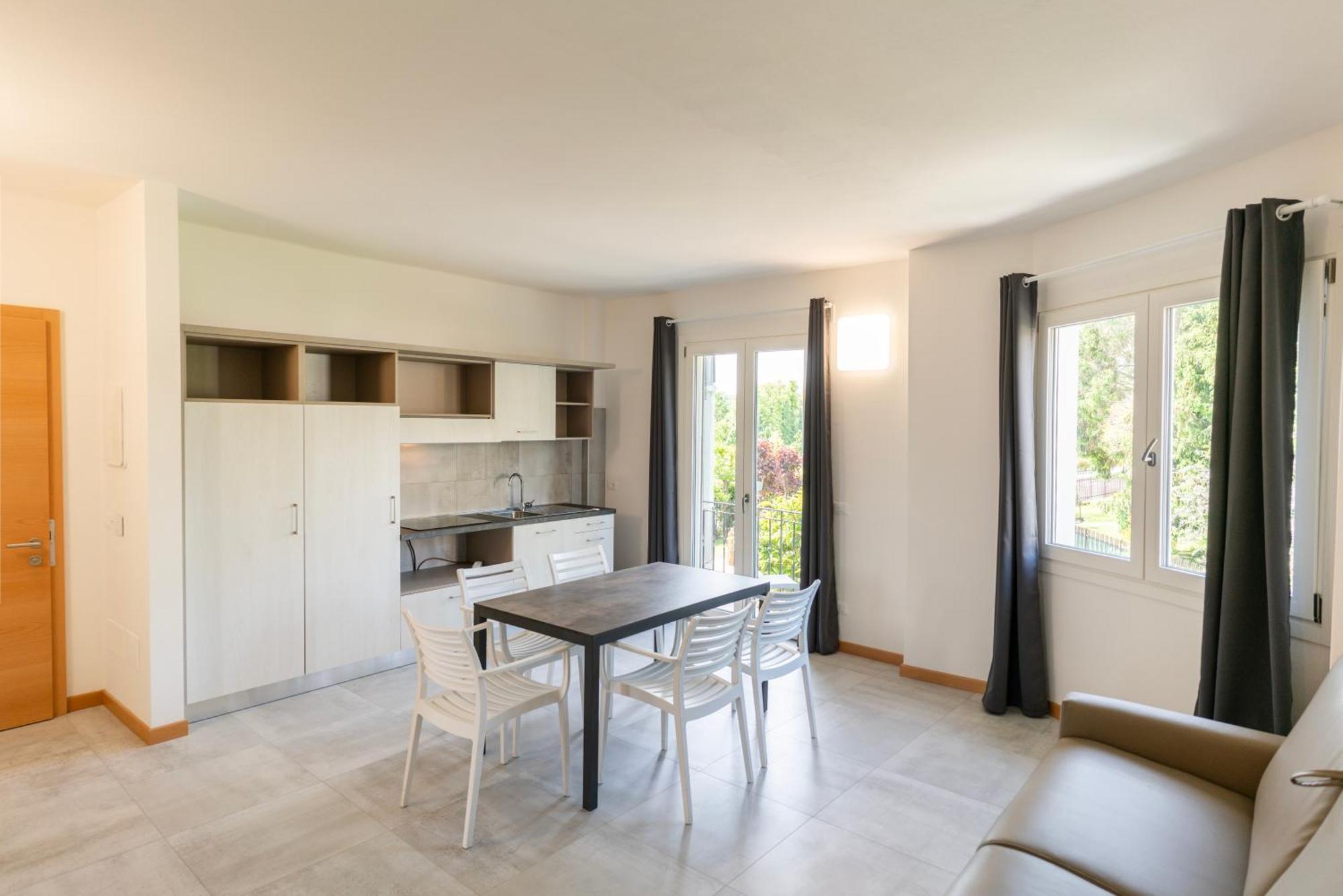 Residence Molino - Holiday Apartments Manerba del Garda Exterior photo