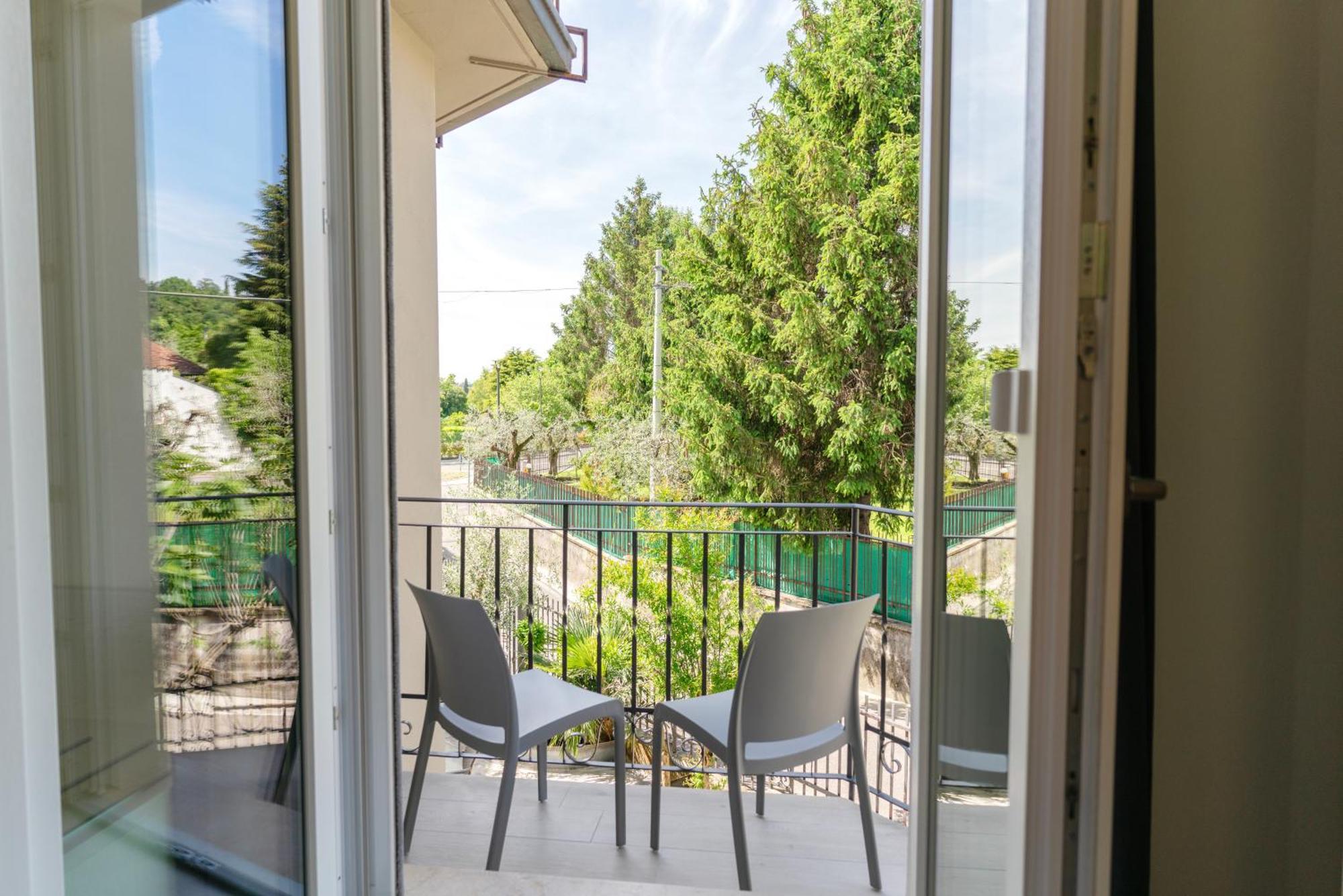 Residence Molino - Holiday Apartments Manerba del Garda Exterior photo
