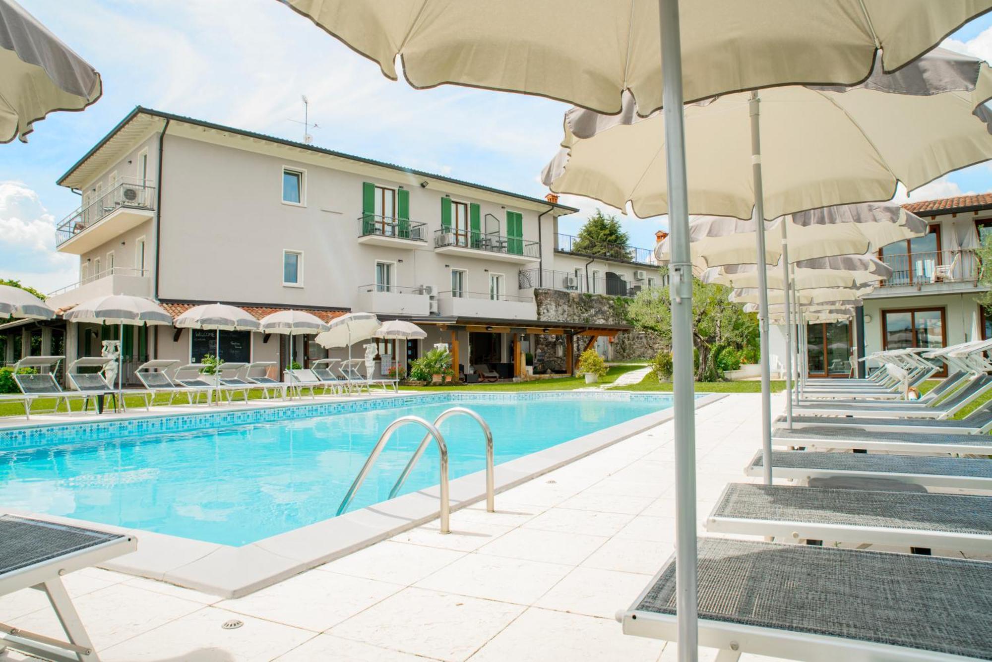 Residence Molino - Holiday Apartments Manerba del Garda Exterior photo